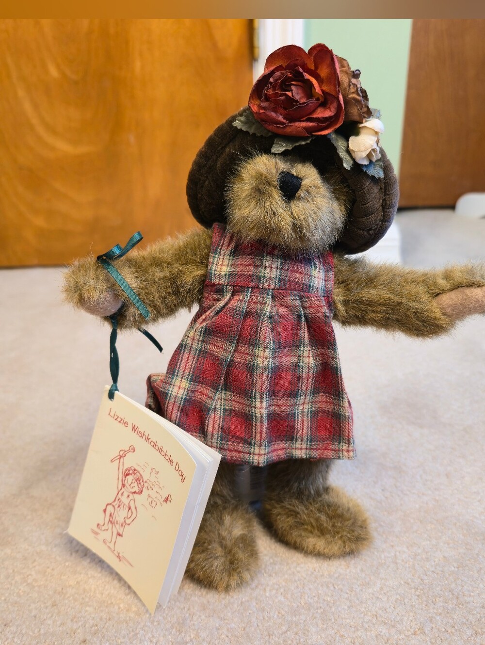Boyds Bears Lizzie Wishkabibble #5002 Archive Collection Bearwear w/ Book Tags